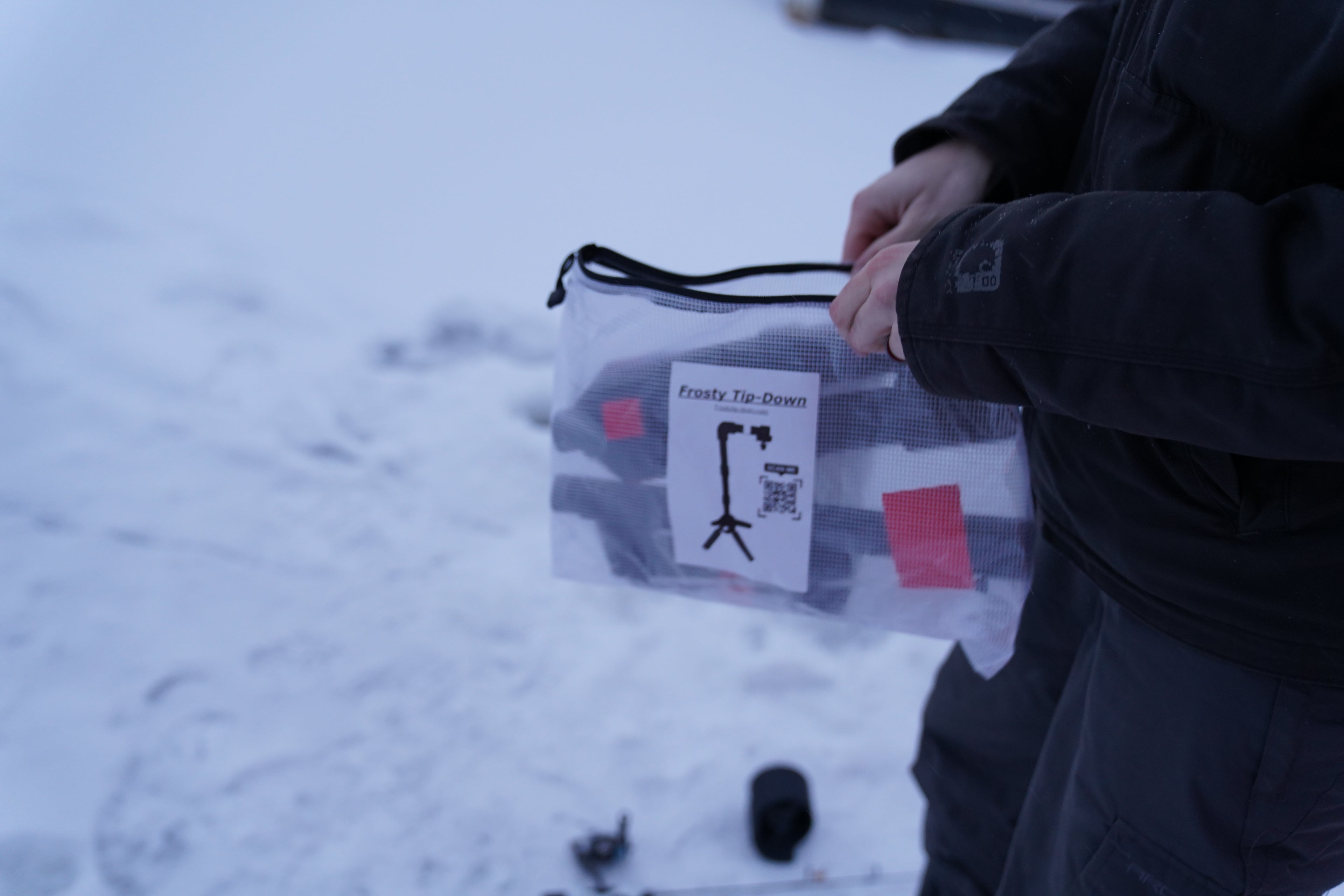 Single Frosty Tip-Down